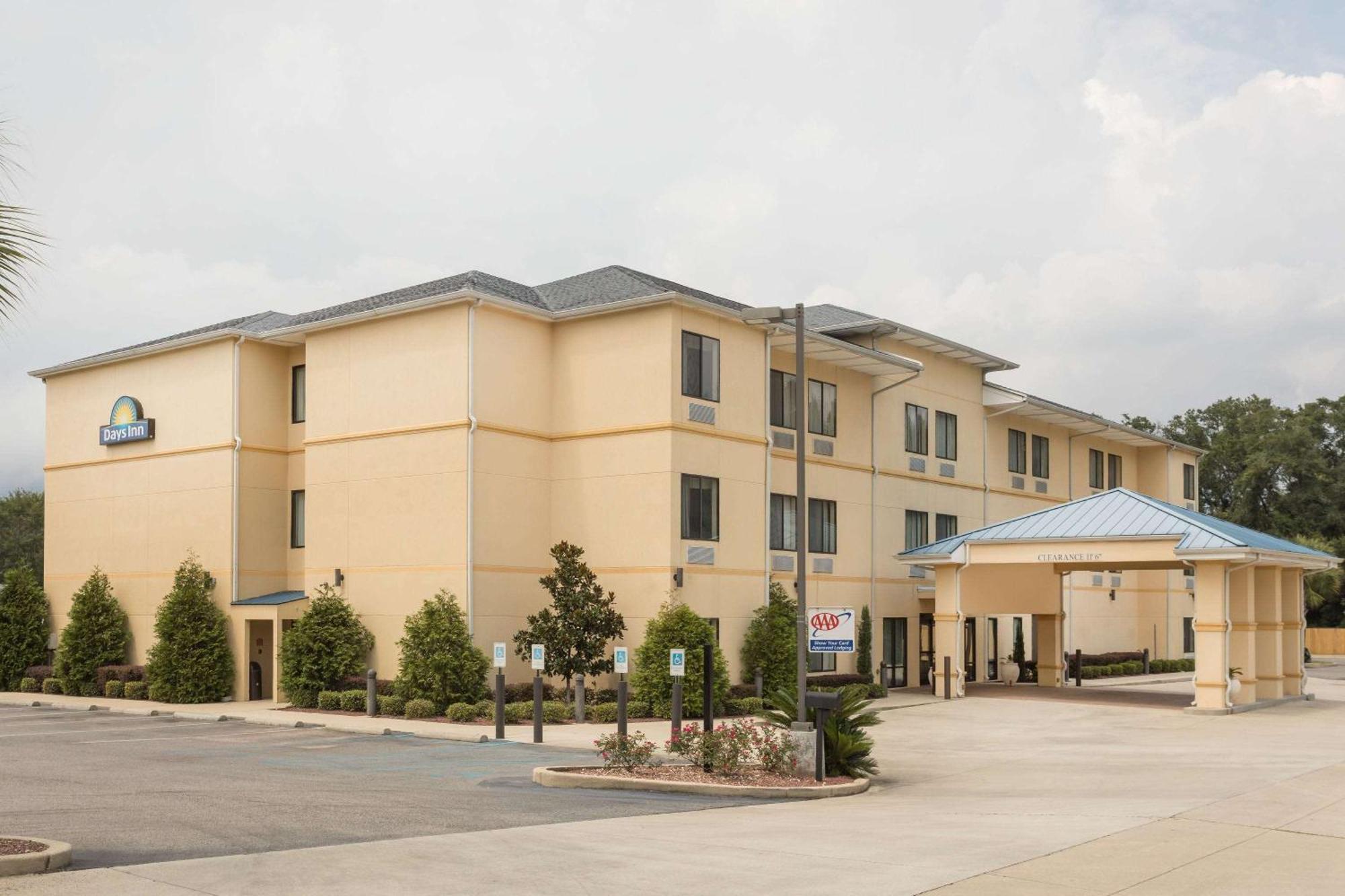 Days Inn By Wyndham Semmes Мобіл Екстер'єр фото