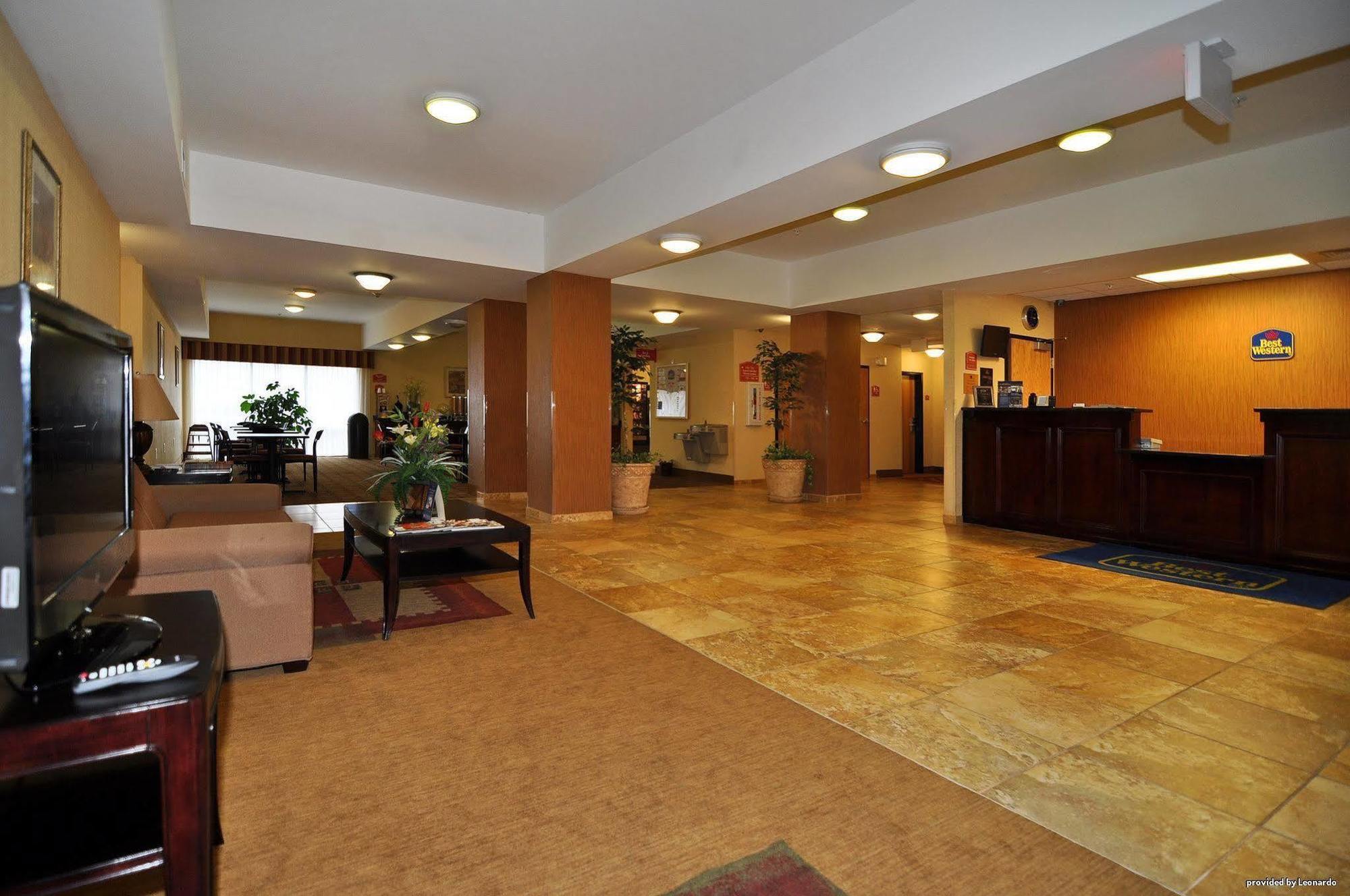 Days Inn By Wyndham Semmes Мобіл Екстер'єр фото